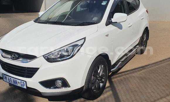 Buy Used Hyundai Ix35 White Car in Windhoek in Namibia Buy Used Hyundai Ix35 White Car in Windhoek in Namibia