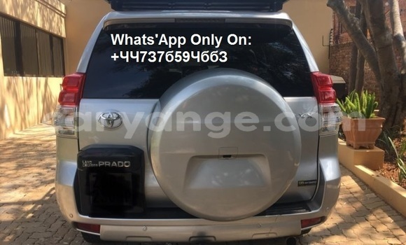 Acheter Occasion Voiture Toyota Land Cruiser Prado Gris à Windhoek, Namibie Acheter Occasion Voiture Toyota Land Cruiser Prado Gris à Windhoek, Namibie