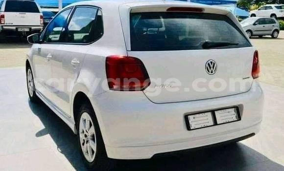 Acheter Occasion Voiture Volkswagen Polo Blanc à Windhoek, Namibie Acheter Occasion Voiture Volkswagen Polo Blanc à Windhoek, Namibie
