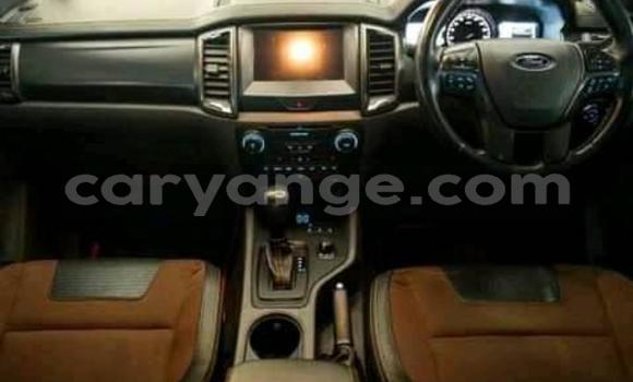 Acheter Occasion Voiture Ford Ranger Noir à Windhoek, Namibie Acheter Occasion Voiture Ford Ranger Noir à Windhoek, Namibie