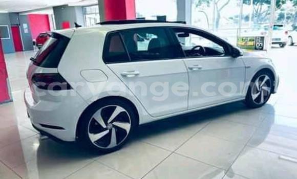 Acheter Occasion Voiture Volkswagen Golf GTI Blanc à Windhoek, Namibie Acheter Occasion Voiture Volkswagen Golf GTI Blanc à Windhoek, Namibie