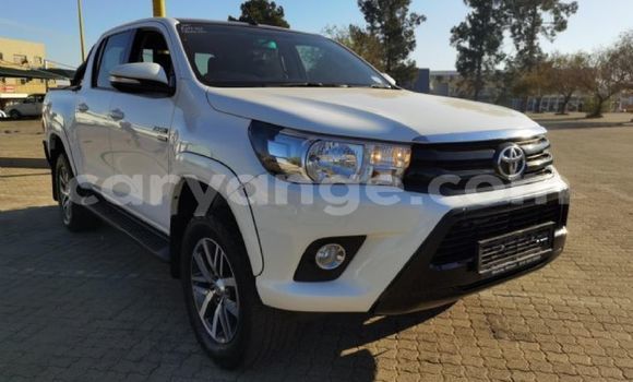 Buy Used Toyota Hilux White Car in Windhoek in Namibia