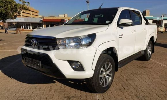 Buy Used Toyota Hilux White Car in Windhoek in Namibia Buy Used Toyota Hilux White Car in Windhoek in Namibia