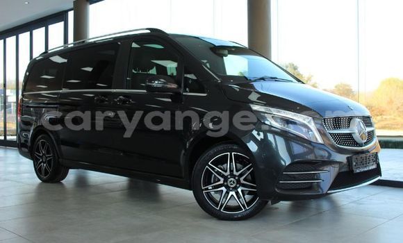 Buy Used Mercedes-Benz V-klasse Other Car in Windhoek in Namibia