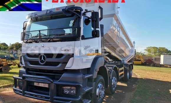 Buy Used Mercedes‒Benz 3331 White Truck in Windhoek in Namibia