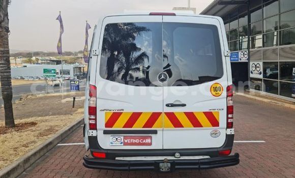 Acheter Occasion Voiture Mercedes-Benz 740Li Blanc à Windhoek, Namibie Acheter Occasion Voiture Mercedes-Benz 740Li Blanc à Windhoek, Namibie