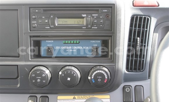 Buy Used Mitsubishi Van White Truck in Windhoek in Namibia Buy Used Mitsubishi Van White Truck in Windhoek in Namibia