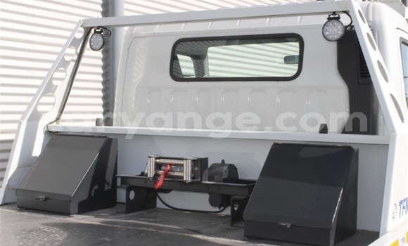 Buy Used Mitsubishi Van White Truck in Windhoek in Namibia Buy Used Mitsubishi Van White Truck in Windhoek in Namibia