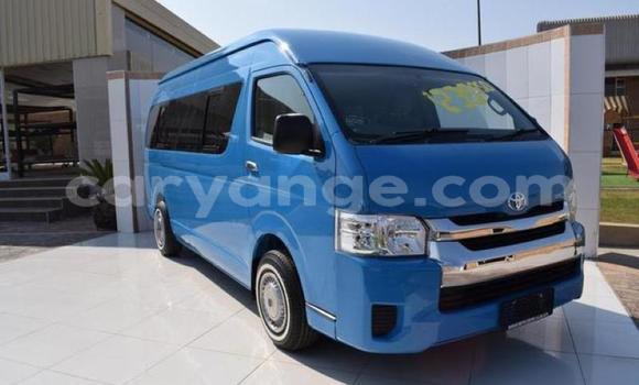 Buy Used Toyota Hi Ace Blue Car in Windhoek in Namibia