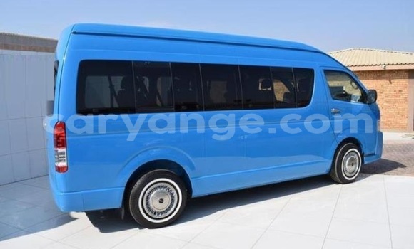 Acheter Occasion Voiture Toyota Hi Ace Bleu à Windhoek, Namibie Acheter Occasion Voiture Toyota Hi Ace Bleu à Windhoek, Namibie