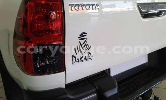 Acheter Occasion Voiture Toyota Hilux Blanc à Warmbad, Karas Acheter Occasion Voiture Toyota Hilux Blanc à Warmbad, Karas