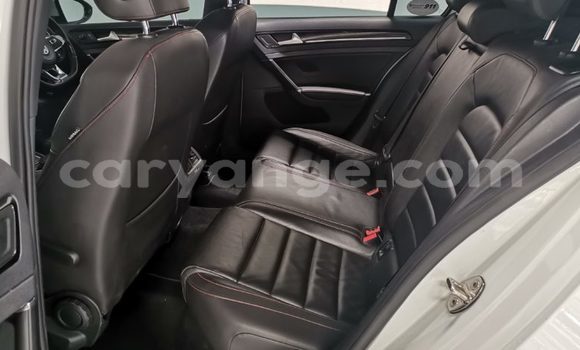 Acheter Occasion Voiture Volkswagen Golf GTI Blanc à Walvis Bay, Namibie Acheter Occasion Voiture Volkswagen Golf GTI Blanc à Walvis Bay, Namibie