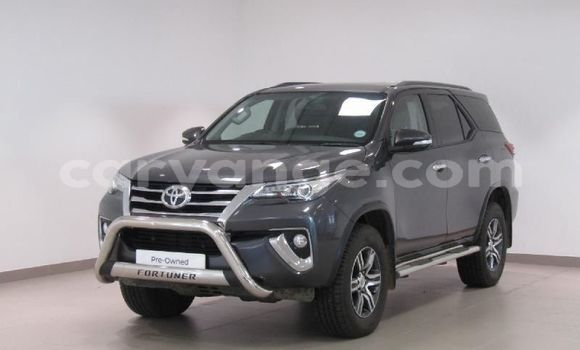 Buy Used Toyota Fortuner Brown Car in Windhoek in Namibia