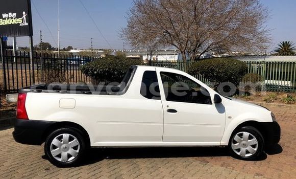 Buy Used Nissan Pickup White Car in Windhoek in Namibia Buy Used Nissan Pickup White Car in Windhoek in Namibia