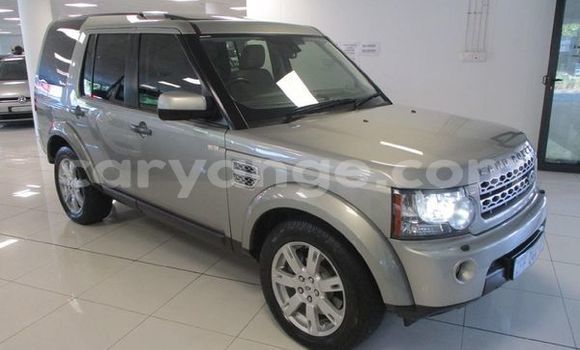 Buy Used Land Rover Discovery Silver Car in Windhoek in Namibia Buy Used Land Rover Discovery Silver Car in Windhoek in Namibia