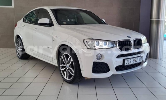 Buy Used BMW X4 White Car in Aranos in Hardap