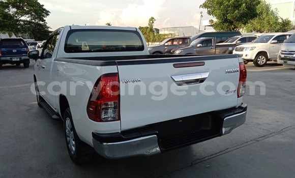 Buy Used Toyota Hilux White Car in Windhoek in Namibia Buy Used Toyota Hilux White Car in Windhoek in Namibia