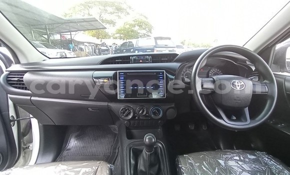 Buy Used Toyota Hilux White Car in Windhoek in Namibia Buy Used Toyota Hilux White Car in Windhoek in Namibia