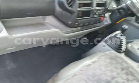 Acheter Occasion Utilitaire Hino 300 Series Blanc à Windhoek, Namibie Acheter Occasion Utilitaire Hino 300 Series Blanc à Windhoek, Namibie