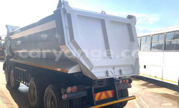 Buy Used DAF CF White Truck in Windhoek in Namibia Buy Used DAF CF White Truck in Windhoek in Namibia