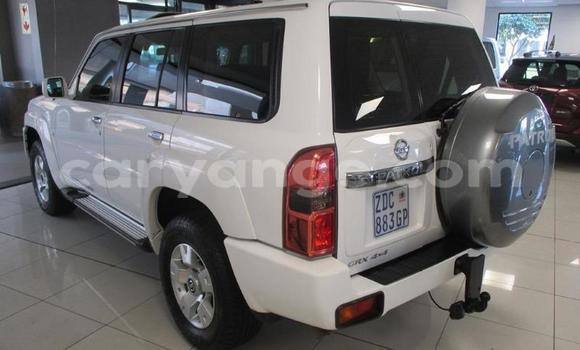 Buy Used Nissan Patrol White Car in Windhoek in Namibia Buy Used Nissan Patrol White Car in Windhoek in Namibia