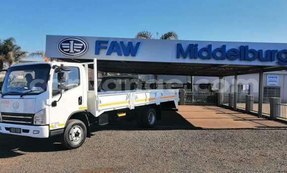 Acheter Occasion Utilitaire Mitsubishi L400 Blanc à Windhoek, Namibie Acheter Occasion Utilitaire Mitsubishi L400 Blanc à Windhoek, Namibie