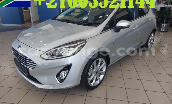 Buy Used Ford Fiesta White Car in Windhoek in Namibia