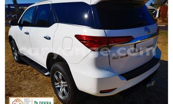 Buy Used Toyota Fortuner White Car in Windhoek in Namibia Buy Used Toyota Fortuner White Car in Windhoek in Namibia