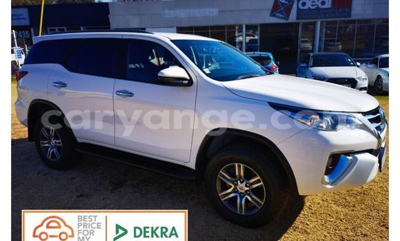 Buy Used Toyota Fortuner White Car in Windhoek in Namibia Buy Used Toyota Fortuner White Car in Windhoek in Namibia