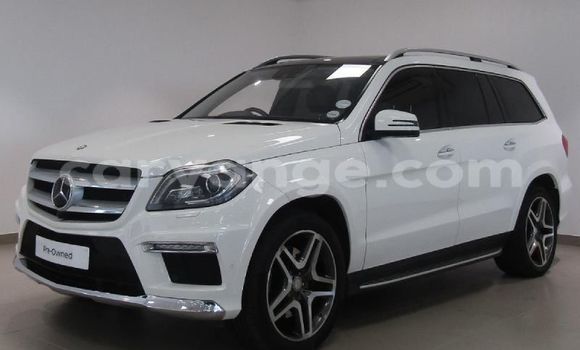 Buy Used Mercedes-Benz GL–Class White Car in Windhoek in Namibia