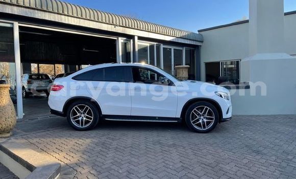 Buy Used Mercedes-Benz GLE White Car in Windhoek in Namibia Buy Used Mercedes-Benz GLE White Car in Windhoek in Namibia