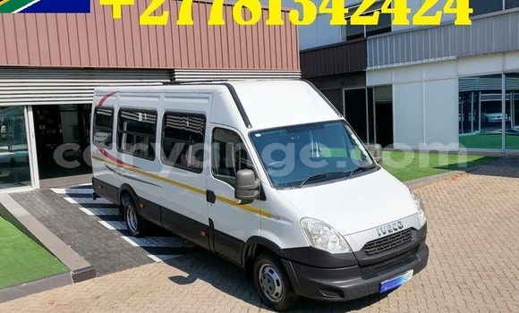 Buy Used IVECO Massif White Car in Windhoek in Namibia