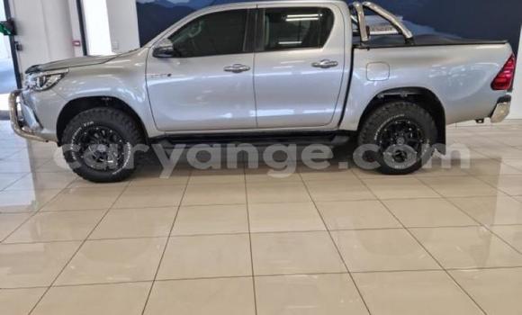 Buy Used Toyota Hilux Silver Car in Karasburg in Karas Buy Used Toyota Hilux Silver Car in Karasburg in Karas