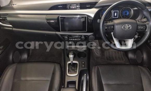 Buy Used Toyota Hilux Silver Car in Karasburg in Karas Buy Used Toyota Hilux Silver Car in Karasburg in Karas