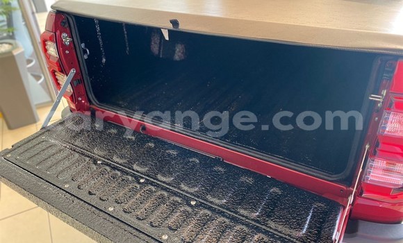 Acheter Occasion Voiture Toyota Hilux Rouge à Karasburg, Karas Acheter Occasion Voiture Toyota Hilux Rouge à Karasburg, Karas