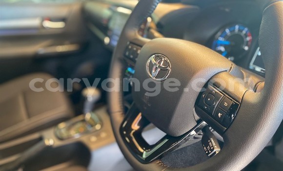 Acheter Occasion Voiture Toyota Hilux Rouge à Karasburg, Karas Acheter Occasion Voiture Toyota Hilux Rouge à Karasburg, Karas