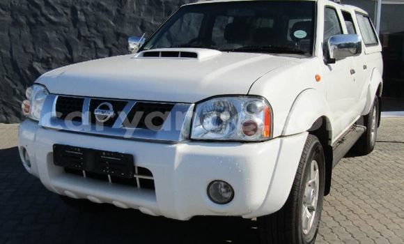 Acheter Occasion Voiture Nissan NP 300 Blanc à Grootfontein, Namibie
