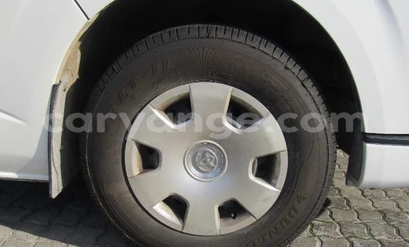 Acheter Occasion Voiture Toyota Hi Ace Blanc à Windhoek, Namibie Acheter Occasion Voiture Toyota Hi Ace Blanc à Windhoek, Namibie