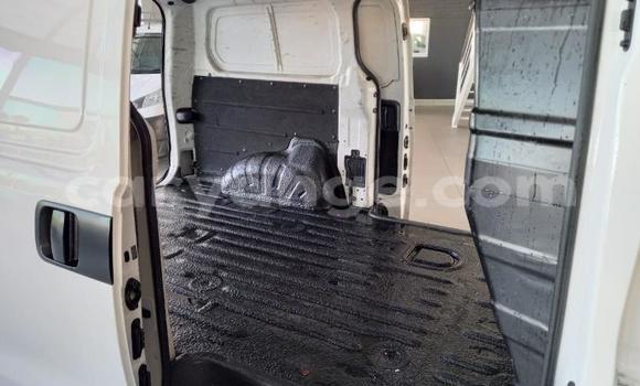 Buy Used Hyundai H1 White Car in Rundu in Namibia Buy Used Hyundai H1 White Car in Rundu in Namibia