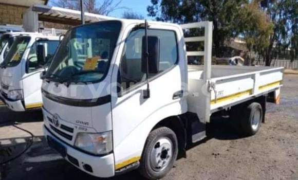 Buy Used Toyota Dyna White Car in Windhoek in Namibia Buy Used Toyota Dyna White Car in Windhoek in Namibia