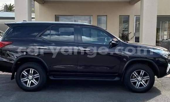 Buy Used Toyota Fortuner Beige Car in Windhoek in Namibia Buy Used Toyota Fortuner Beige Car in Windhoek in Namibia