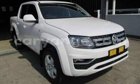 Buy Used Volkswagen Amarok White Car in Windhoek in Namibia Buy Used Volkswagen Amarok White Car in Windhoek in Namibia