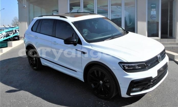 Buy Used Volkswagen Tiguan White Car in Windhoek in Namibia Buy Used Volkswagen Tiguan White Car in Windhoek in Namibia