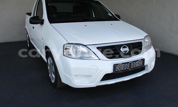 Buy Used Nissan NV200 White Car in Omaruru in Erongo