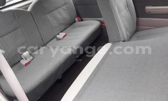 Acheter Occasion Voiture Toyota Commuter Gris à Walvis Bay, Namibie Acheter Occasion Voiture Toyota Commuter Gris à Walvis Bay, Namibie