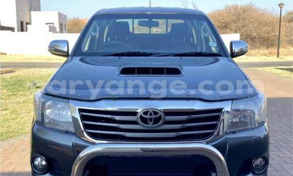 Buy Used Toyota Hilux Beige Car in Windhoek in Namibia Buy Used Toyota Hilux Beige Car in Windhoek in Namibia