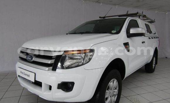 Buy Used Ford Ranger White Car in Grootfontein in Namibia