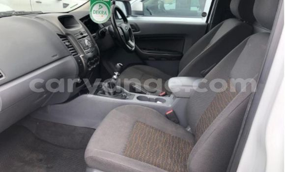 Acheter Occasion Voiture Ford Ranger Blanc à Grootfontein, Namibie Acheter Occasion Voiture Ford Ranger Blanc à Grootfontein, Namibie