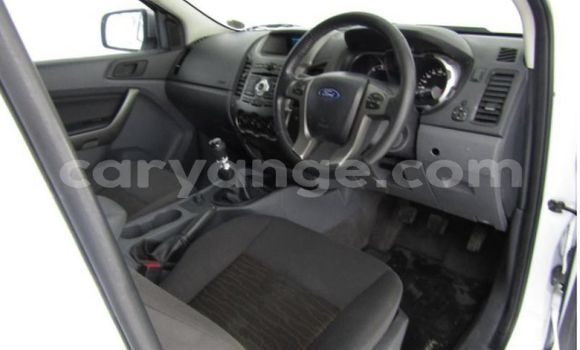 Acheter Occasion Voiture Ford Ranger Blanc à Grootfontein, Namibie Acheter Occasion Voiture Ford Ranger Blanc à Grootfontein, Namibie