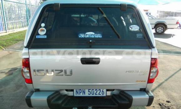 Acheter Occasion Voiture Isuzu KB Gris à Windhoek, Namibie Acheter Occasion Voiture Isuzu KB Gris à Windhoek, Namibie